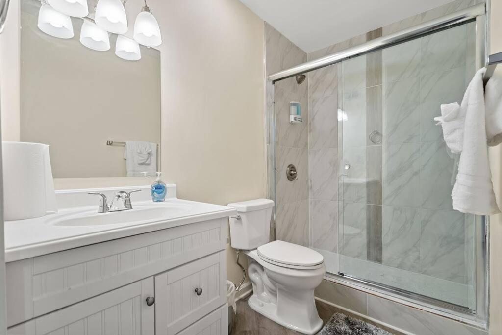 Casa vacanze Cozy 2 Bedroom Pineville-matthews Duplex Sleeps 8 *